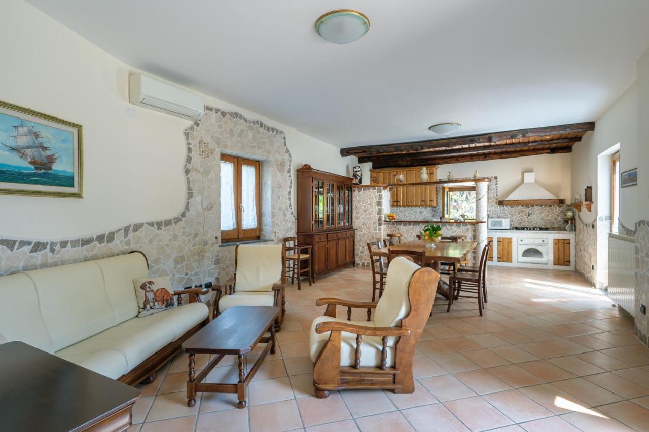 Villa La Pace سانتّانييلّو المظهر الخارجي الصورة