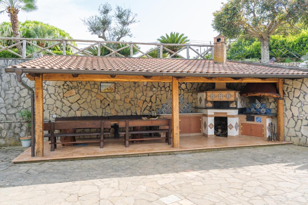 Villa La Pace سانتّانييلّو المظهر الخارجي الصورة