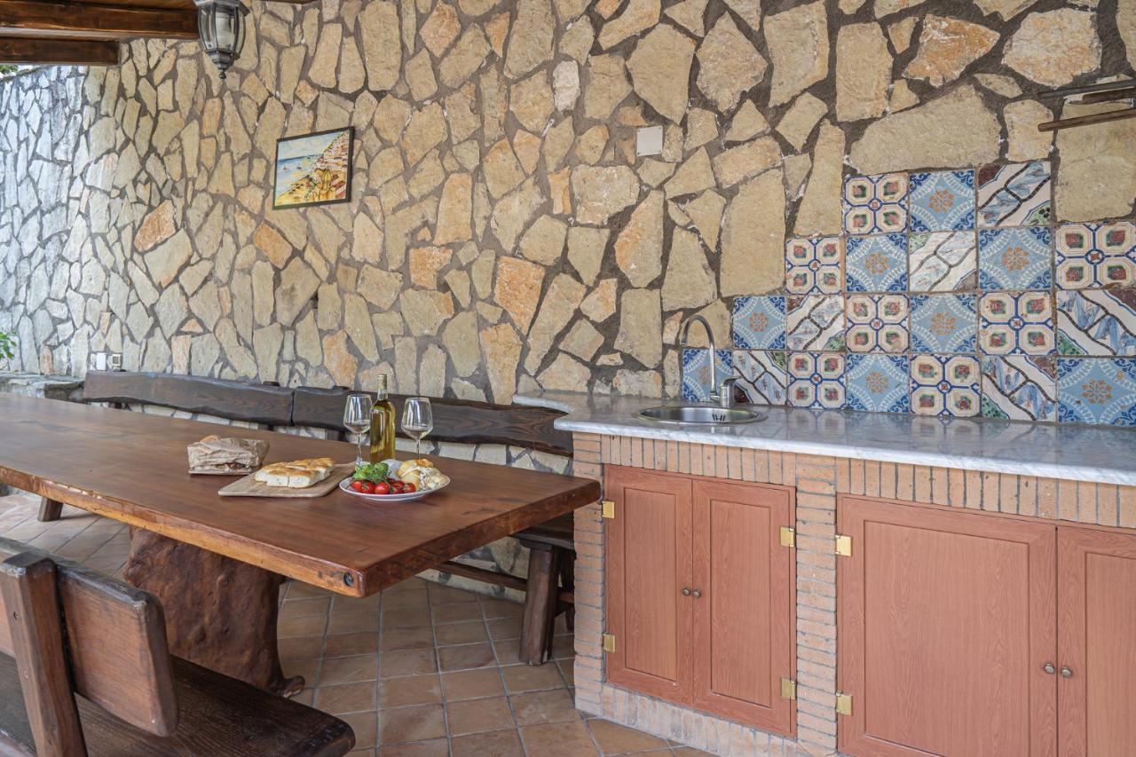 Villa La Pace سانتّانييلّو المظهر الخارجي الصورة