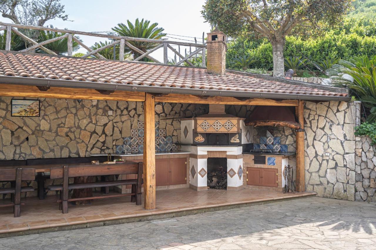 Villa La Pace سانتّانييلّو المظهر الخارجي الصورة